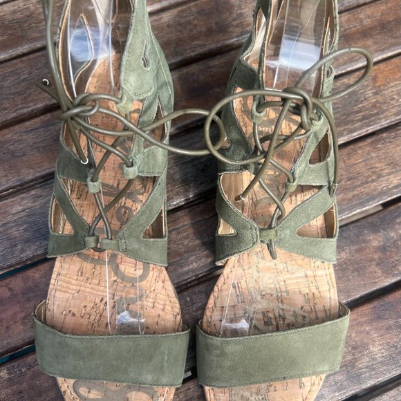 Sam Edelman Dean Caged Gladiator Sandal Green Suede with back Zipper. Size 10 - Picture 2 of 12
